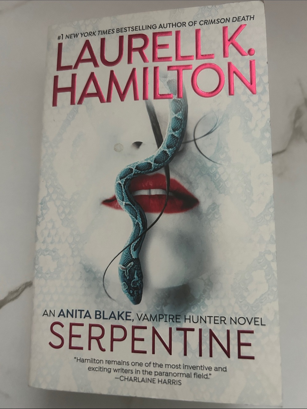 🎃 2018 Serpentine Paperback - Vampire Hunter Novel